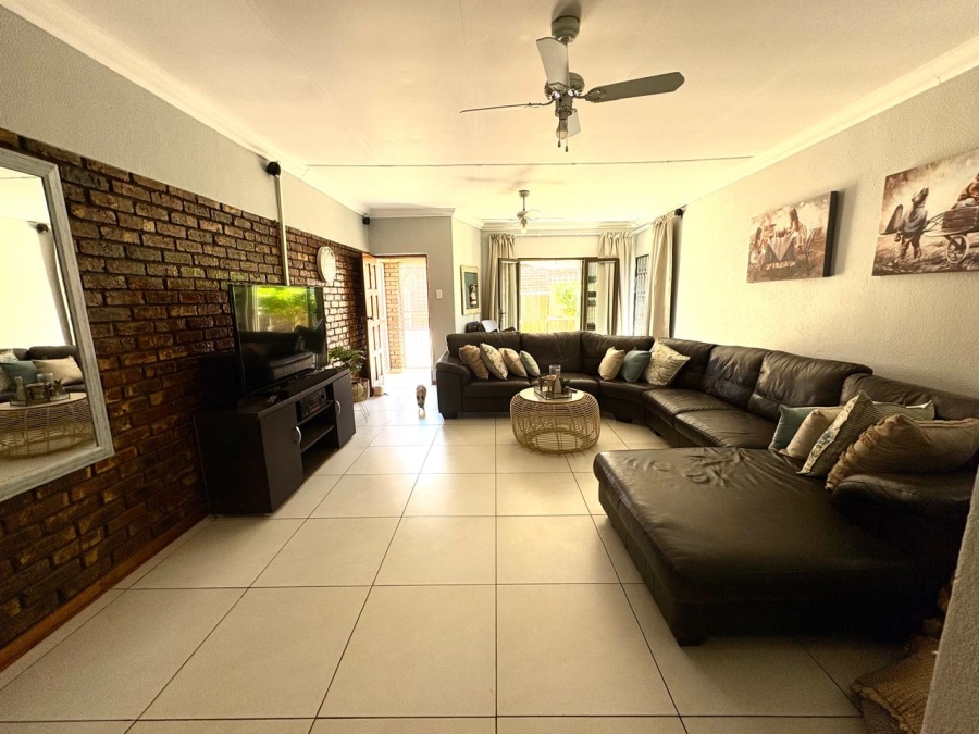 3 Bedroom Property for Sale in Riebeeckstad Free State